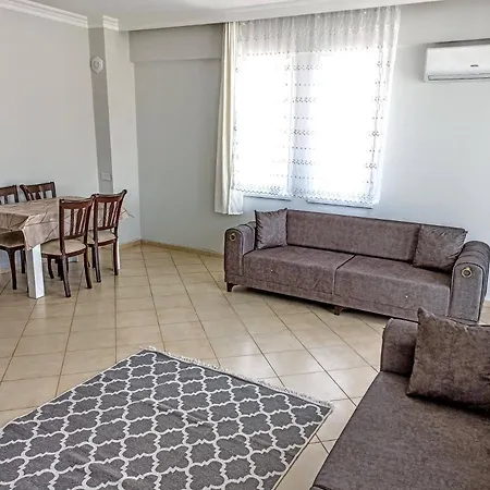 Fethiye Merkezde Ferah Ve Balkonlu 2+1 Daire Apartment Fethiye