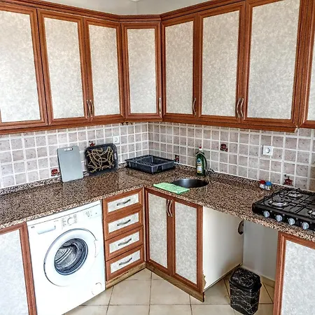 Fethiye Merkezde Ferah Ve Balkonlu 2+1 Daire Διαμέρισμα Φετιγιέ