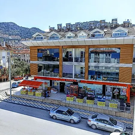 Fethiye Merkezde Ferah Ve Balkonlu 2+1 Daire Fethiye