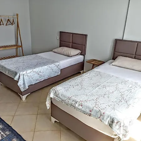 Apartament Fethiye Merkezde Ferah Ve Balkonlu 2+1 Daire