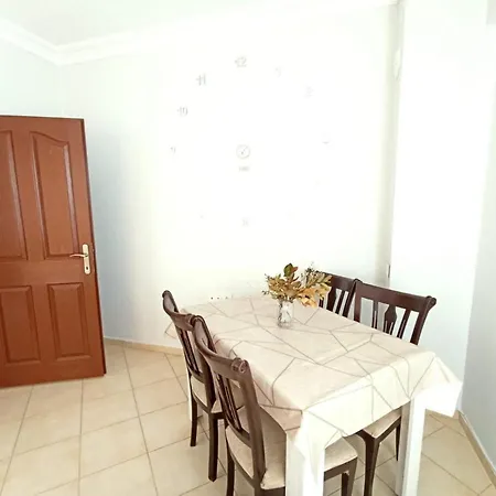 Apartament Fethiye Merkezde Ferah Ve Balkonlu 2+1 Daire Fethiye